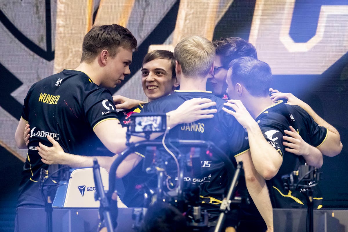 Apeks parts ways with jkaem after roster plans changed